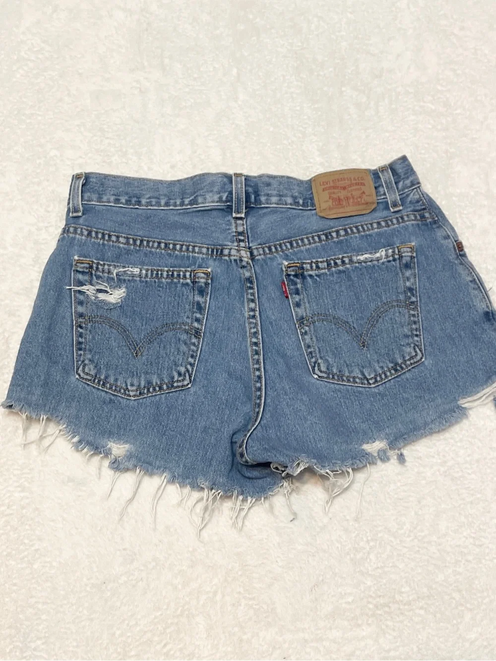 Levi's Classic Distressed‎ Classic Americana Cut Off Denim Jean Shorts 12